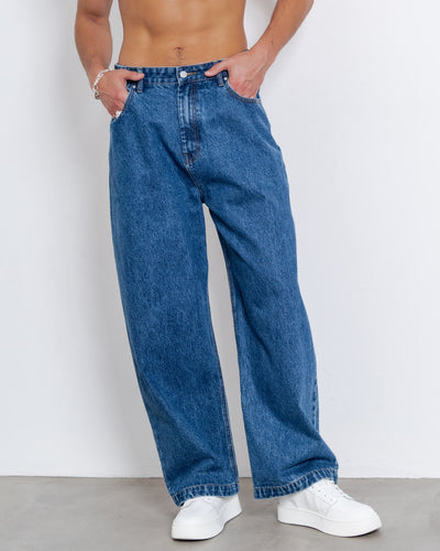 Walker Loose Jeans